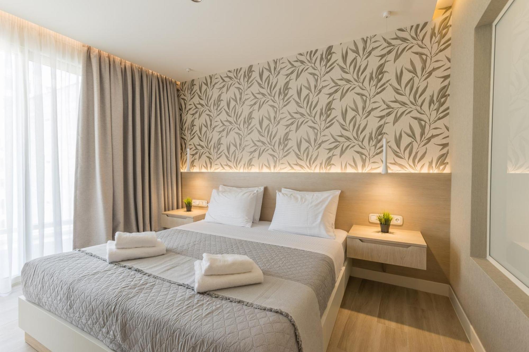 The Mediterranean Suites Пирей Экстерьер фото