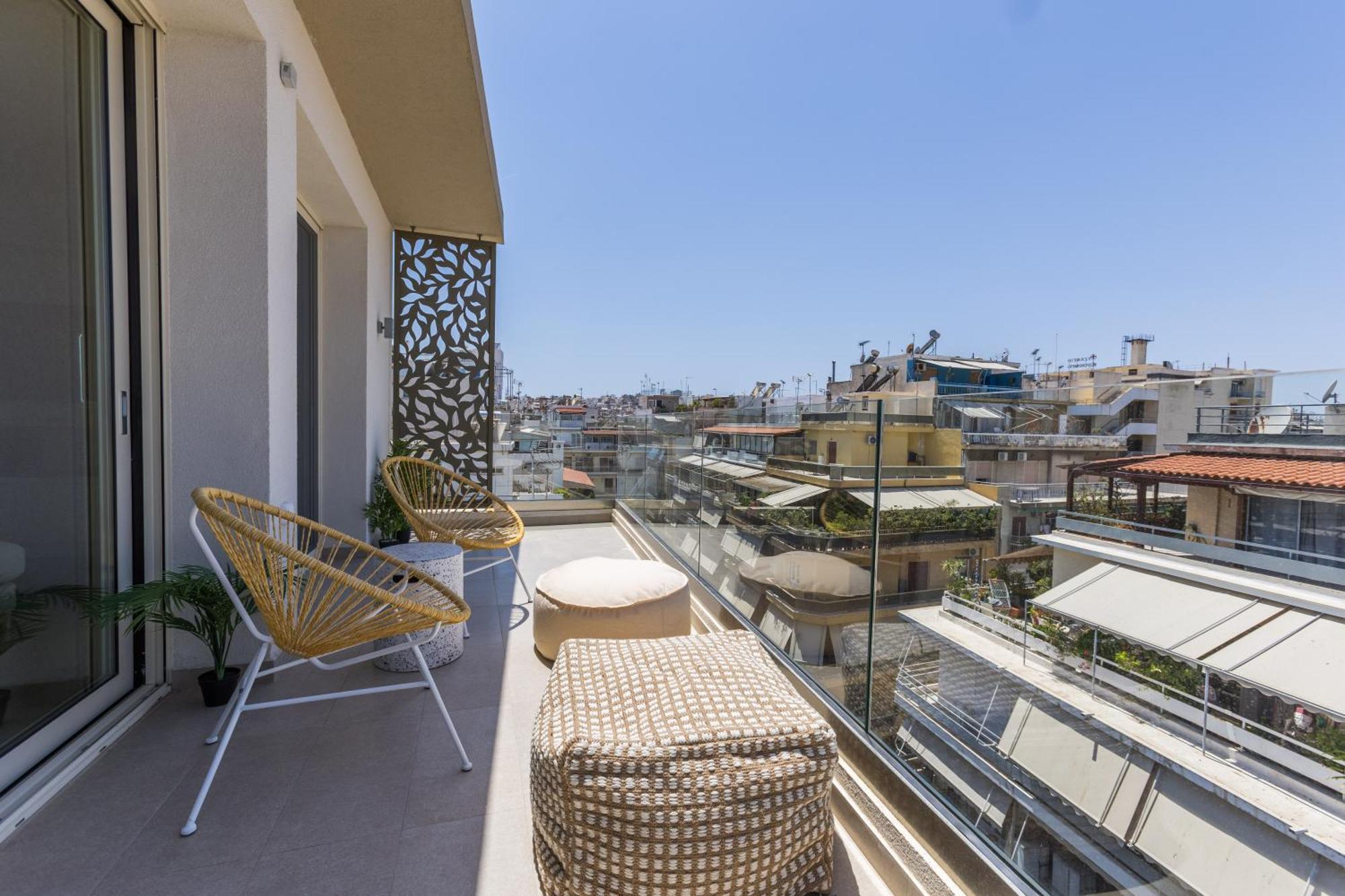 The Mediterranean Suites Пирей Экстерьер фото